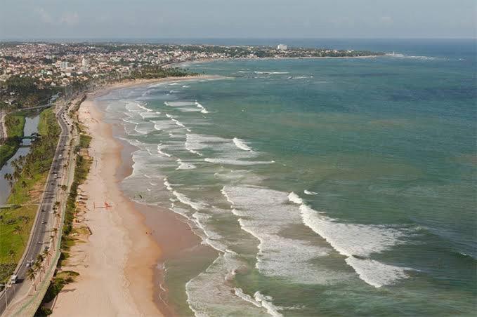 Refugio A Beira-Mar, Ap Acolhedor E Jacuzzi Comunal Apartment Салвадор Екстериор снимка